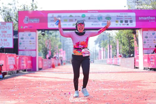 Race photo from Smartfren Run 2025 