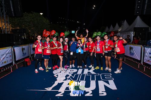 Race photo from PIK NITE RUN 2025