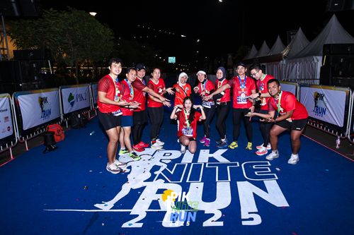 Race photo from PIK NITE RUN 2025