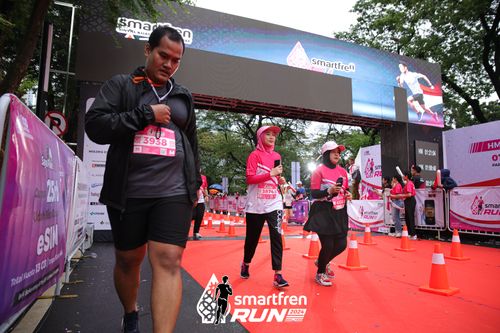 Race photo from Smartfren Run 2024