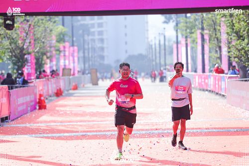 Race photo from Smartfren Run 2025 
