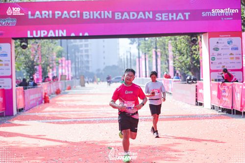 Race photo from Smartfren Run 2025 