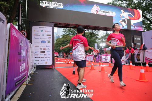 Race photo from Smartfren Run 2024