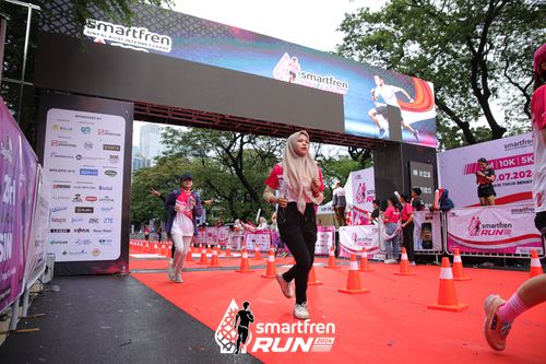 Race photo from Smartfren Run 2024
