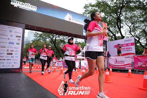 Race photo from Smartfren Run 2024