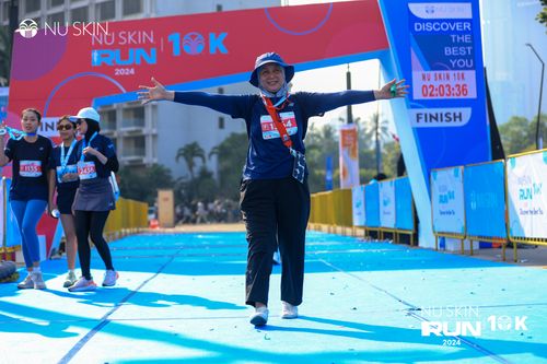 Race photo from Nu Skin Run 10K