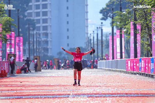Race photo from Smartfren Run 2025 