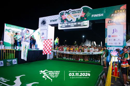 Race photo from Arutmin Borneo Run 2024