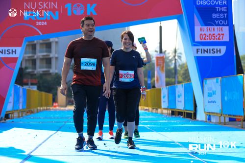 Race photo from Nu Skin Run 10K