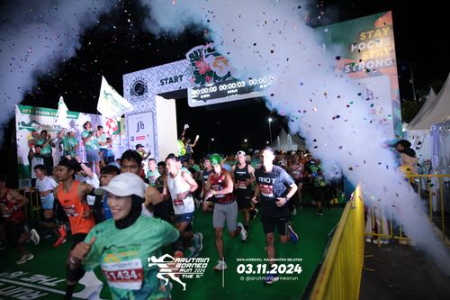 Race photo from Arutmin Borneo Run 2024