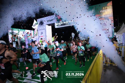 Race photo from Arutmin Borneo Run 2024