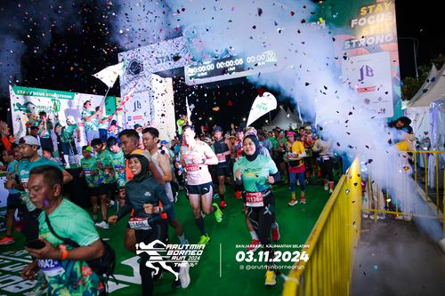 Race photo from Arutmin Borneo Run 2024