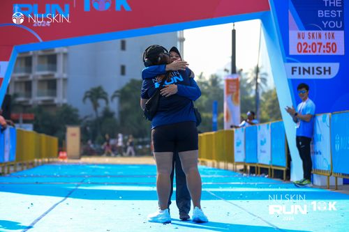Race photo from Nu Skin Run 10K