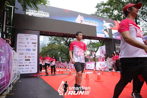 Race photo from Smartfren Run 2024