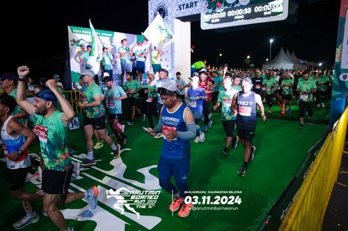 Race photo from Arutmin Borneo Run 2024
