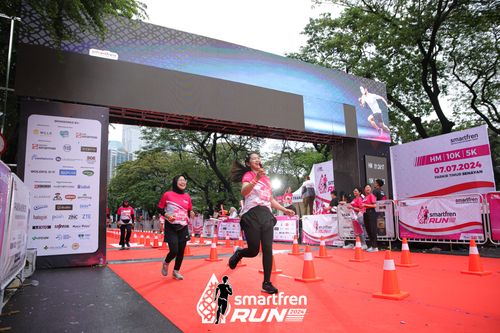 Race photo from Smartfren Run 2024