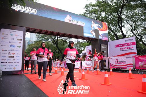 Race photo from Smartfren Run 2024