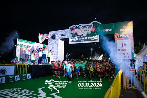 Race photo from Arutmin Borneo Run 2024
