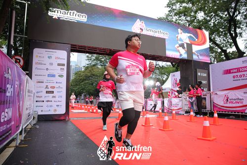 Race photo from Smartfren Run 2024