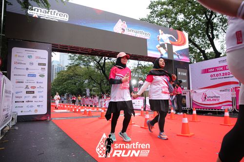 Race photo from Smartfren Run 2024
