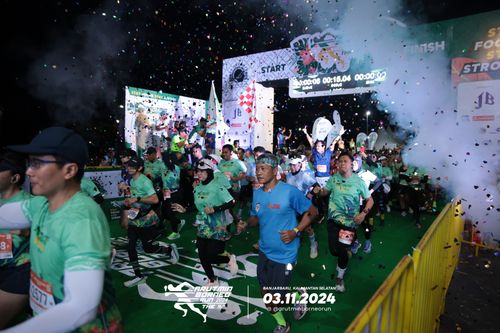 Race photo from Arutmin Borneo Run 2024