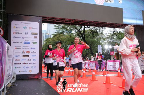 Race photo from Smartfren Run 2024
