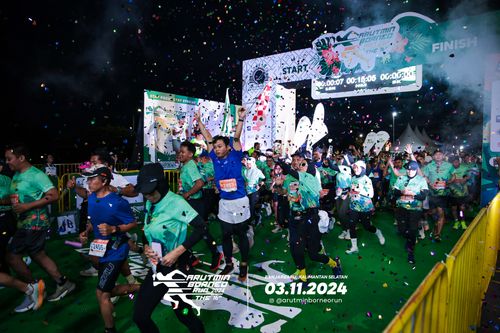 Race photo from Arutmin Borneo Run 2024