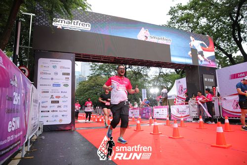 Race photo from Smartfren Run 2024