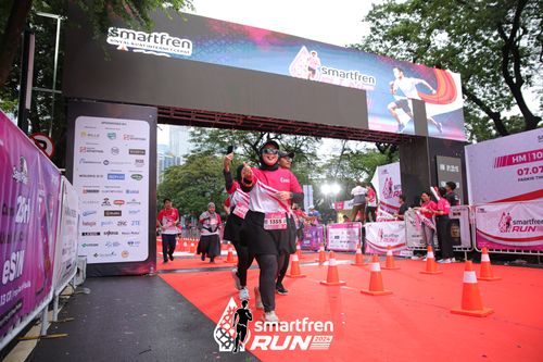 Race photo from Smartfren Run 2024
