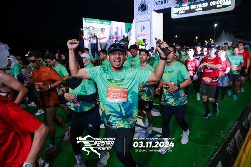 Race photo from Arutmin Borneo Run 2024
