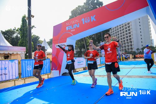 Race photo from Nu Skin Run 10K