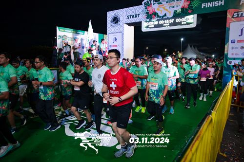 Race photo from Arutmin Borneo Run 2024