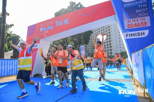 Race photo from Nu Skin Run 10K