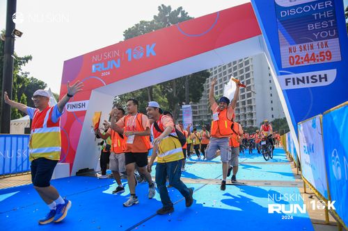 Race photo from Nu Skin Run 10K