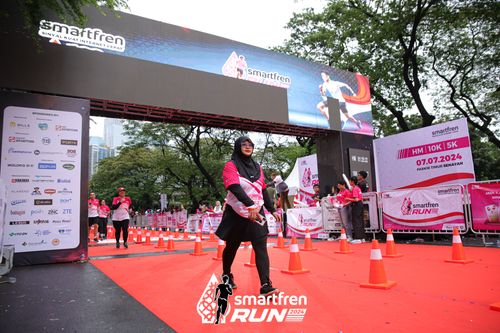 Race photo from Smartfren Run 2024
