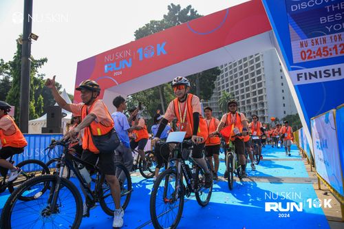 Race photo from Nu Skin Run 10K