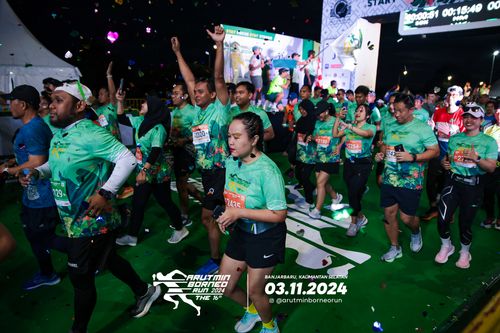 Race photo from Arutmin Borneo Run 2024