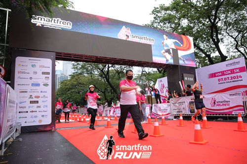 Race photo from Smartfren Run 2024