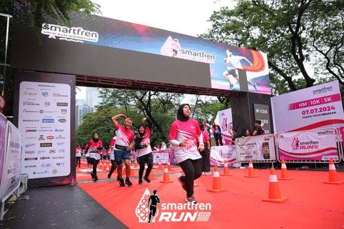 Race photo from Smartfren Run 2024
