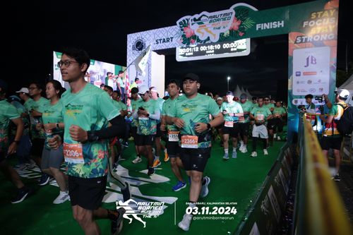 Race photo from Arutmin Borneo Run 2024