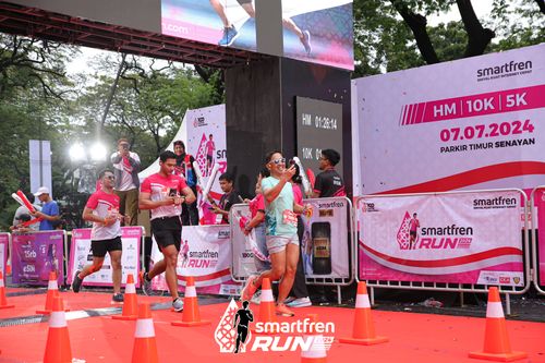 Race photo from Smartfren Run 2024