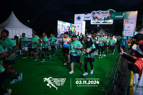 Race photo from Arutmin Borneo Run 2024