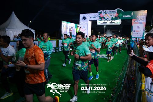 Race photo from Arutmin Borneo Run 2024