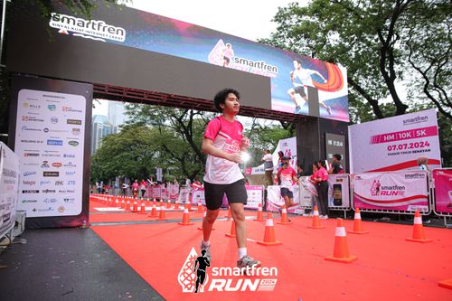 Race photo from Smartfren Run 2024