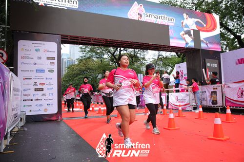 Race photo from Smartfren Run 2024