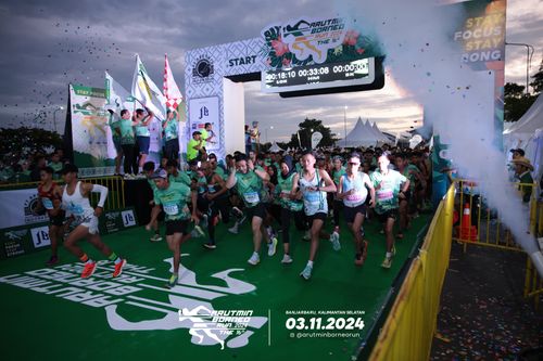 Race photo from Arutmin Borneo Run 2024