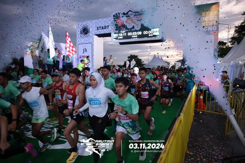 Race photo from Arutmin Borneo Run 2024