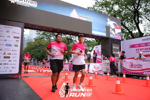 Race photo from Smartfren Run 2024
