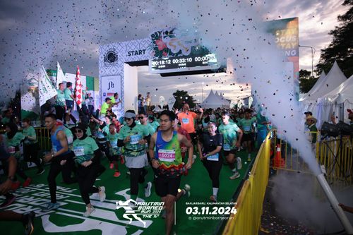 Race photo from Arutmin Borneo Run 2024