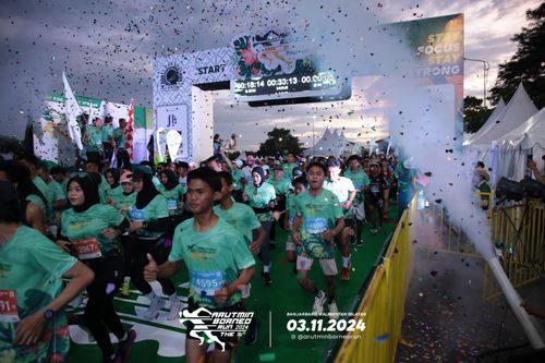 Race photo from Arutmin Borneo Run 2024